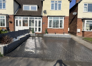 Charcoal Block Paved Driveway
