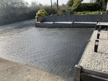 Rural Charcoal Block Driveway